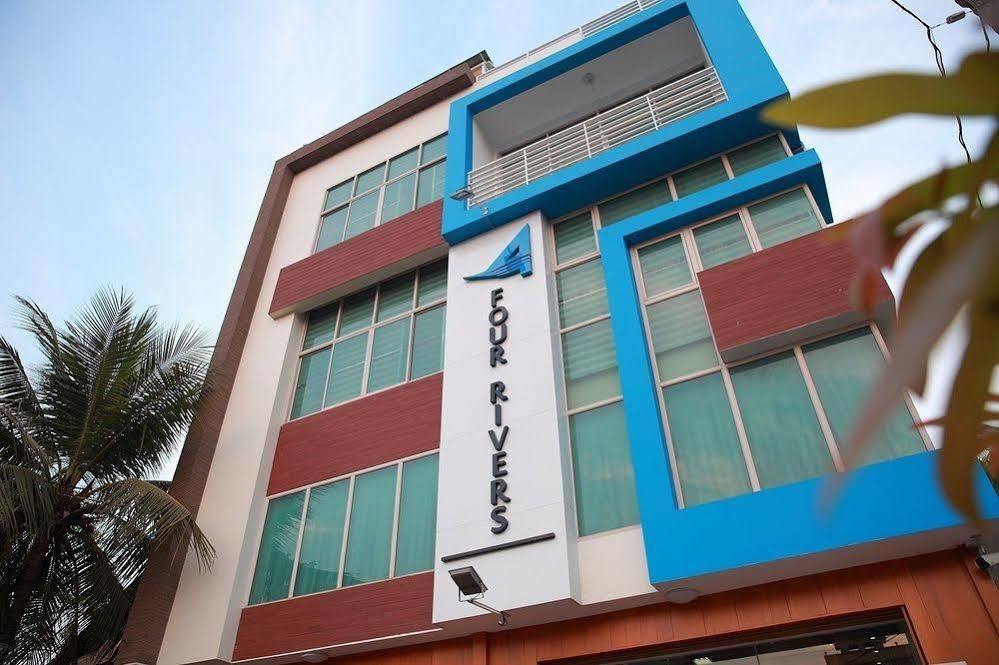 Four Rivers B&B Mandalay Exteriör bild