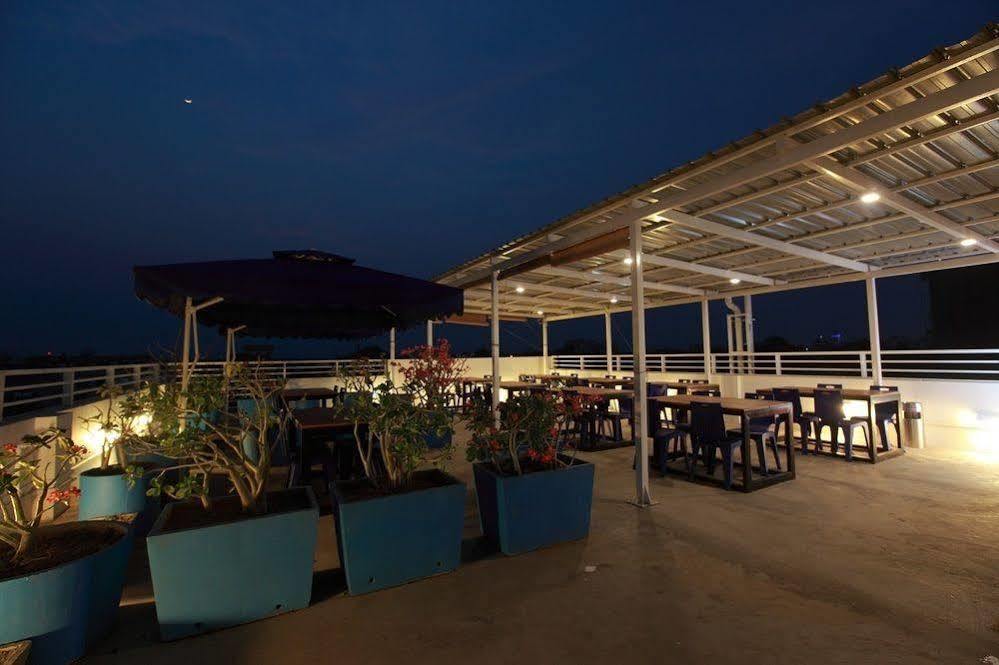 Four Rivers B&B Mandalay Exteriör bild